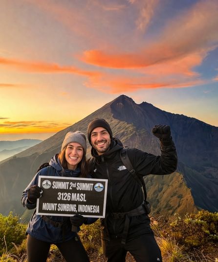 Mount rinjani second summit hikers achievement